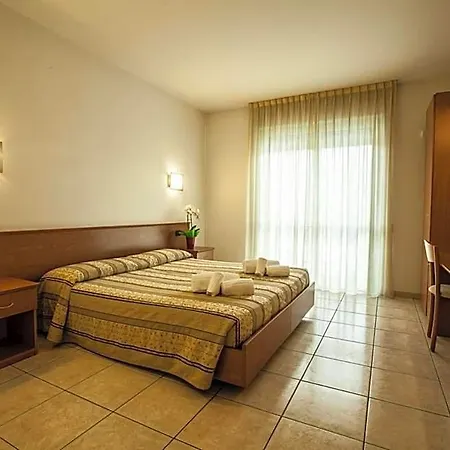 Davide Hotel