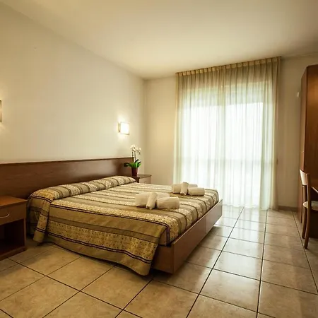 Davide 3* Rivoli (Turin)